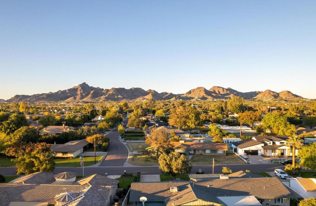 Hotel Homes - The Camelback Manor Phoenix Eksteriør bilde